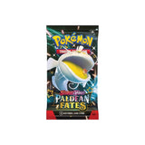 Paket Paldean Fates z 10 Pokémon kartami, osnovno energijo in kodo za Pokémon Trading Card Game Online, karte so različne.
